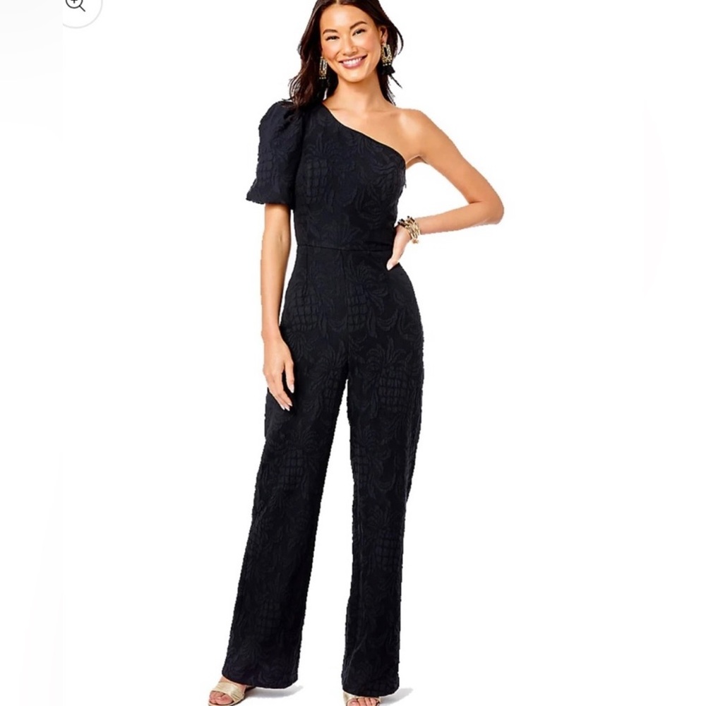 Pinapple pucker textured jacquard Brialyn one shoulder jumpsuit